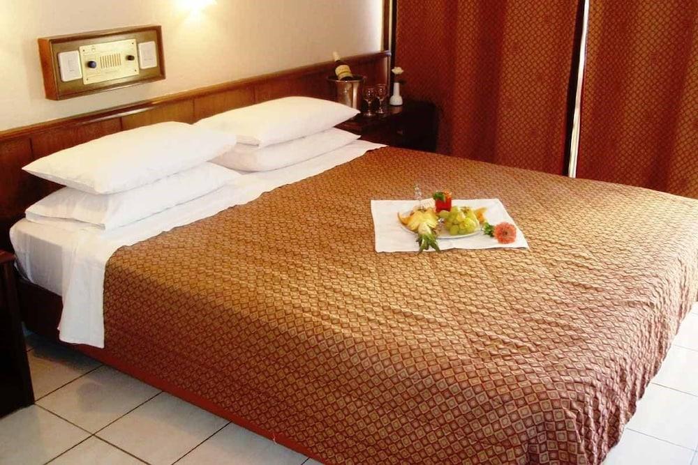 Xenios Theoxenia Hotel Ouranoupoli Dış mekan fotoğraf