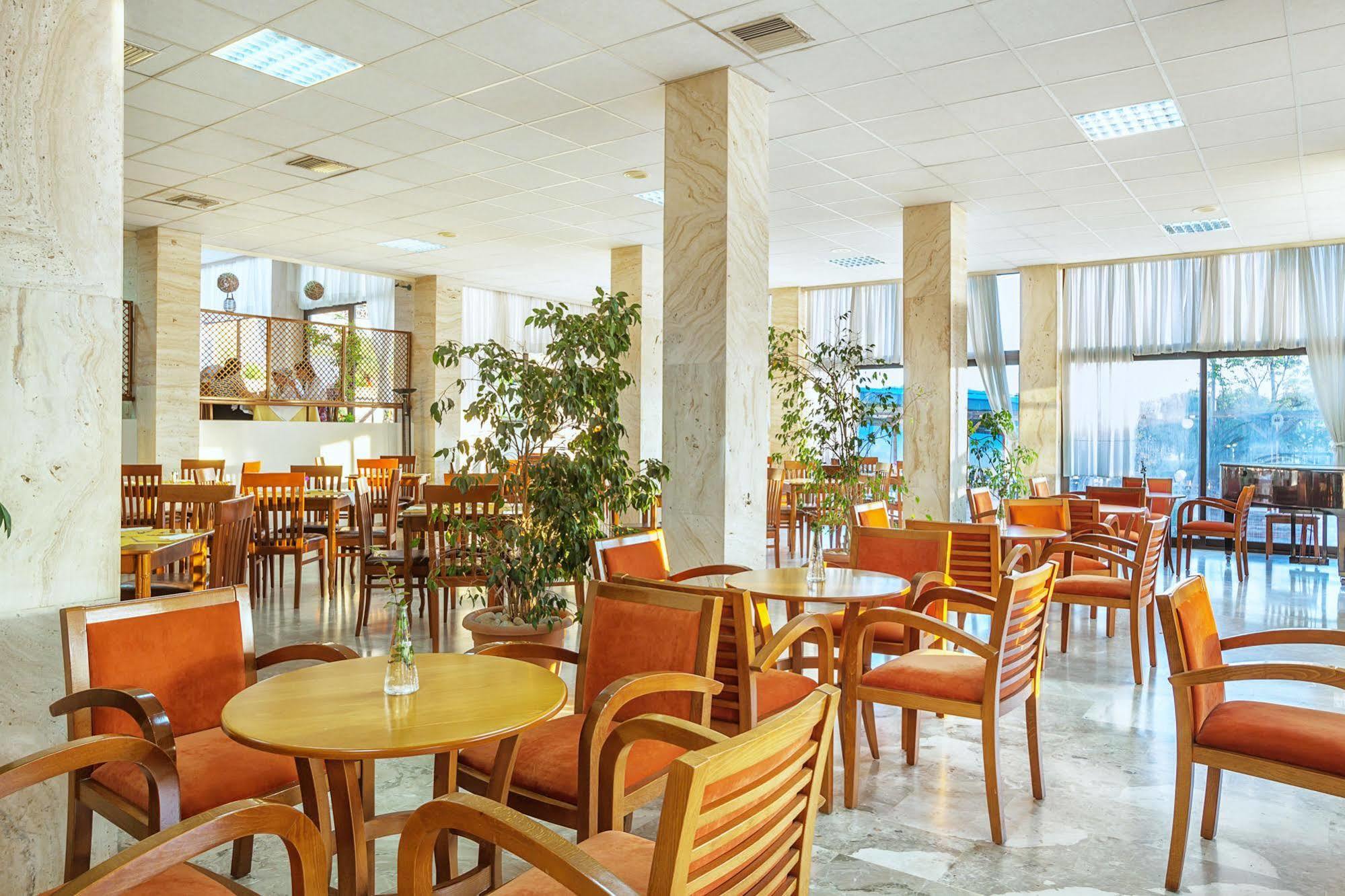 Xenios Theoxenia Hotel Ouranoupoli Dış mekan fotoğraf
